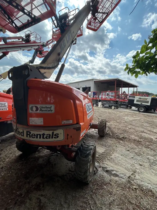 2017 JLG 400S Boom Lift