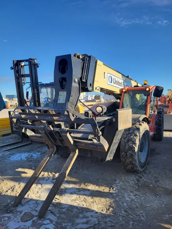 2018 JLG 1055 Forklift