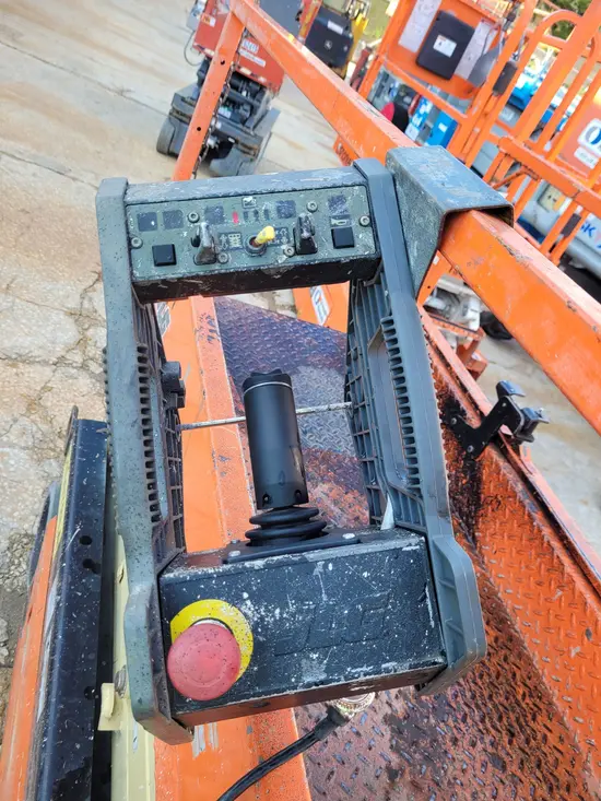 2017 JLG 1932R Scissor Lift