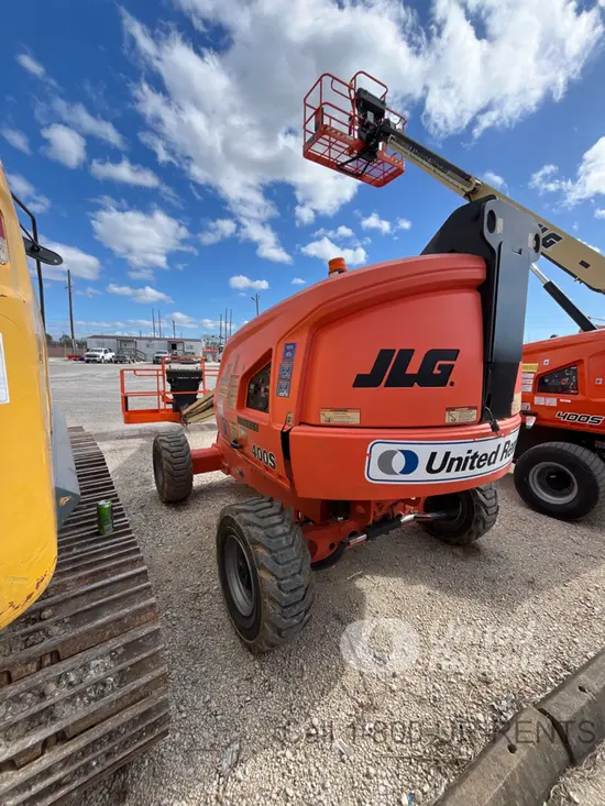 2017 JLG 400S Boom Lift