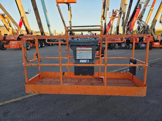 2017 JLG 660SJ Boom Lift