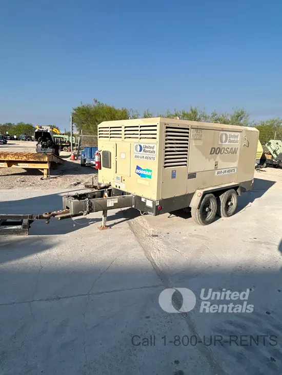 2020 Doosan XP825/HP750WCU Air Compressor