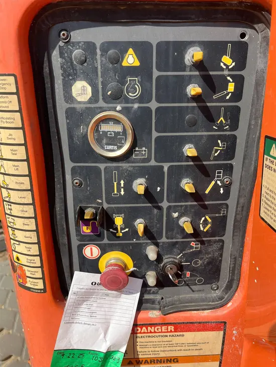 2015 JLG E450AJ Articulating Boom Lift