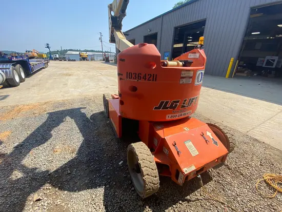 2015 JLG E400AJPN Articulating Boom Lift