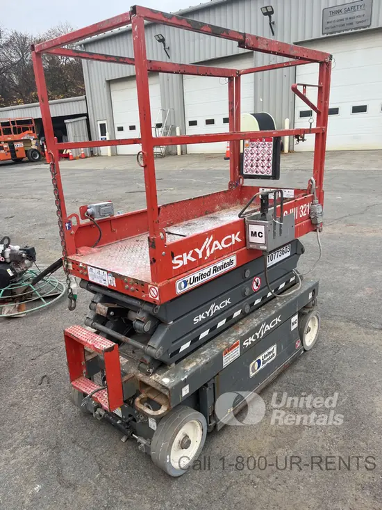 2018 Skyjack SJIII3219 Scissor Lift