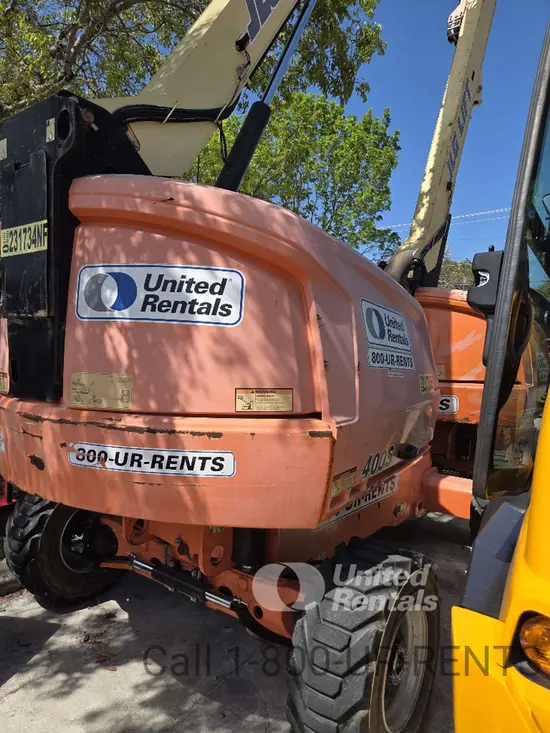 2017 JLG 400S Boom Lift