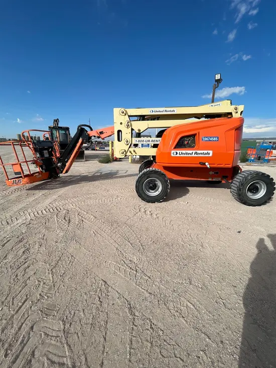 2017 JLG 450AJ Articulating Boom Lift