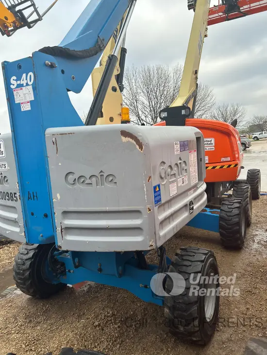 2017 Genie S-40 Boom Lift