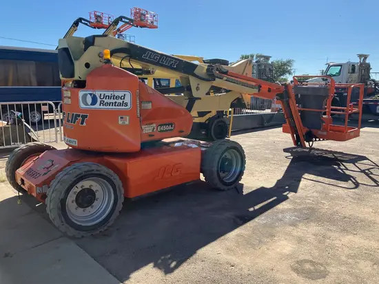 2013 JLG E450AJ Articulating Boom Lift