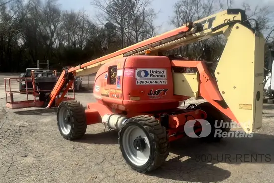 2017 JLG 600AJ Articulating Boom Lift