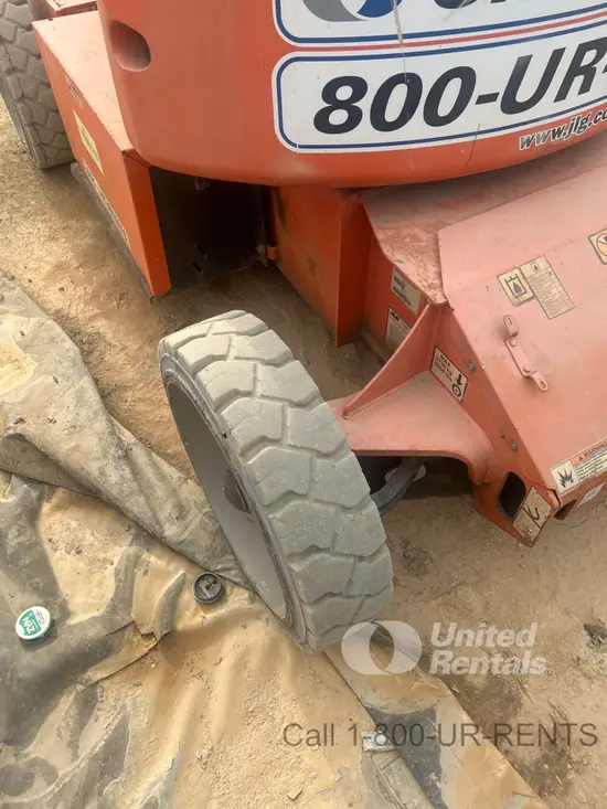 2018 JLG E450AJ Articulating Boom Lift
