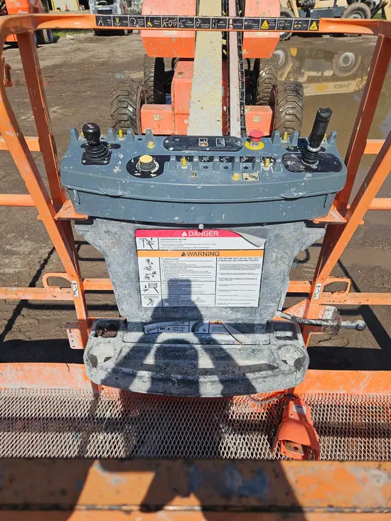 2017 JLG 600S Boom Lift