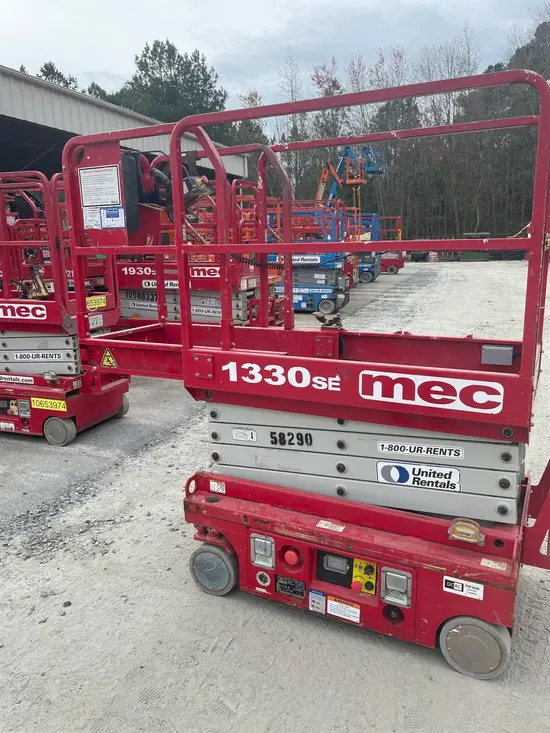 2018 MEC 1330SE Scissor Lift