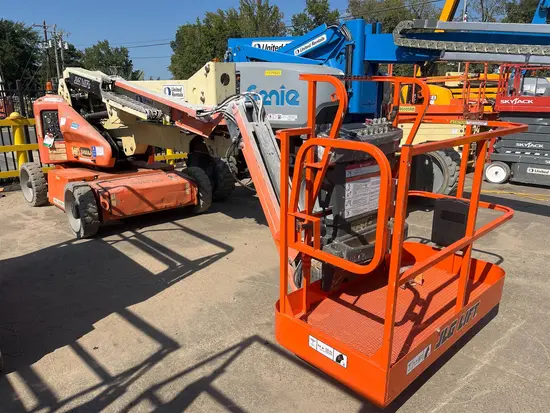 2015 JLG E450AJ Articulating Boom Lift