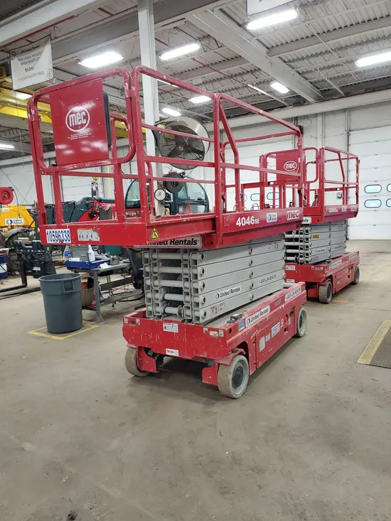 2017 MEC 4046SE Scissor Lift