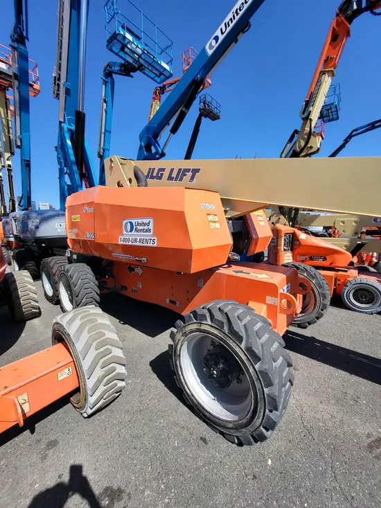 2017 JLG 800S Boom Lift