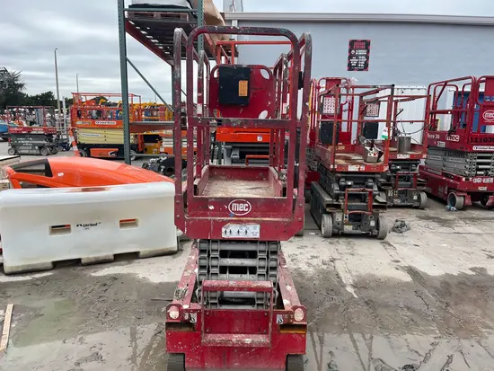 2018 MEC MICRO 19 Scissor Lift
