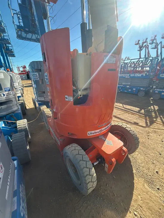 2018 JLG E300AJP Articulating Boom Lift
