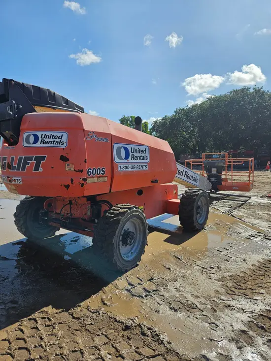 2017 JLG 600S Boom Lift