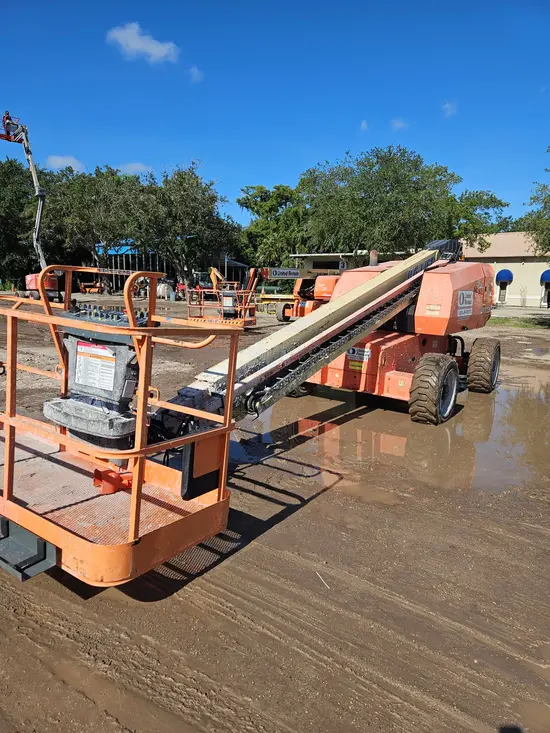 2017 JLG 600S Boom Lift