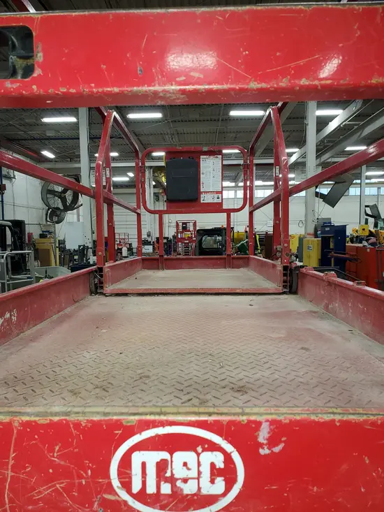 2017 MEC 4046SE Scissor Lift