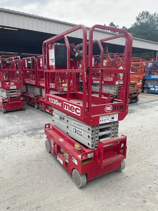 2018 MEC 1330SE Scissor Lift