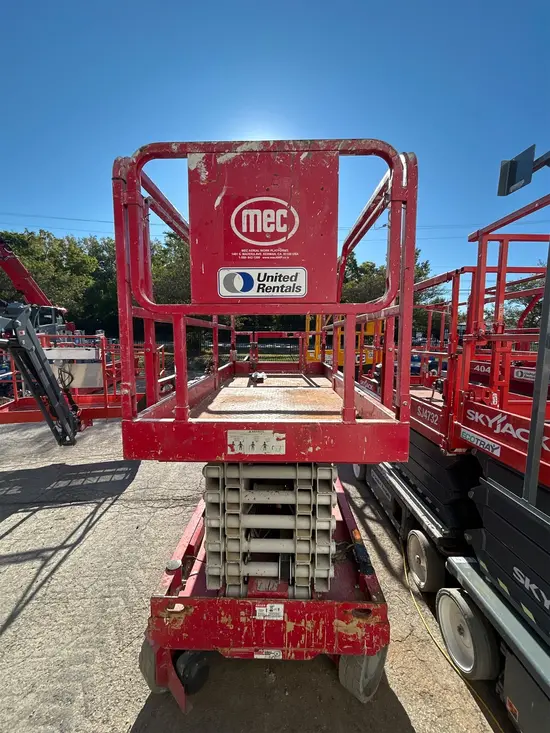 2017 MEC 4046SE Scissor Lift