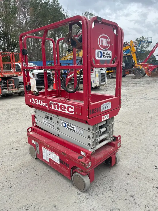 2018 MEC 1330SE Scissor Lift