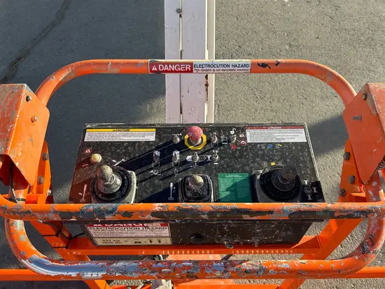 2017 Snorkel TB86J Boom Lift
