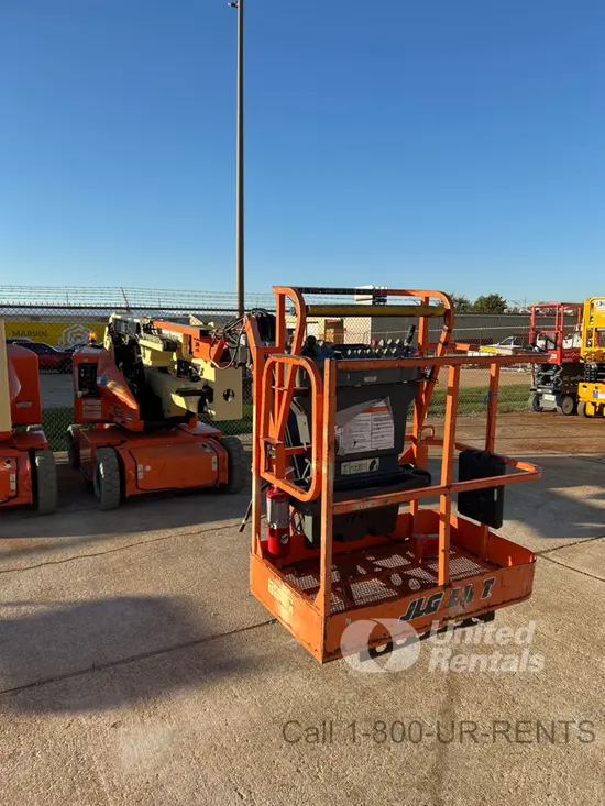2017 JLG E400AJPN Articulating Boom Lift