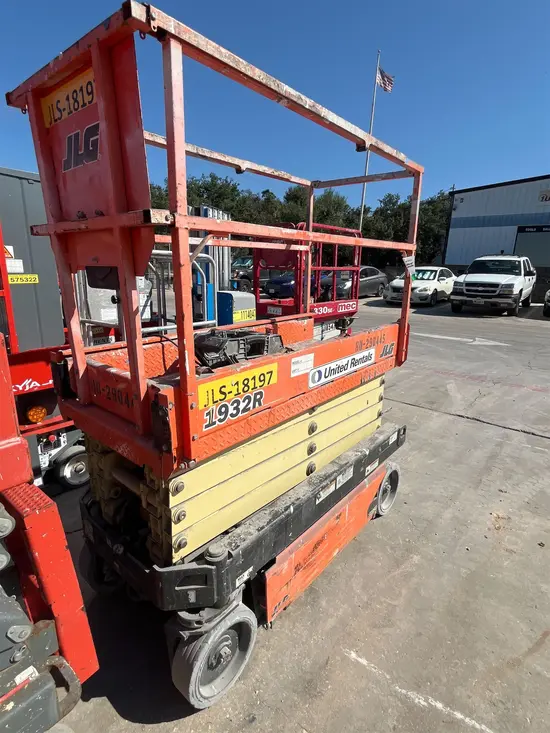 2018 JLG 1932R Scissor Lift
