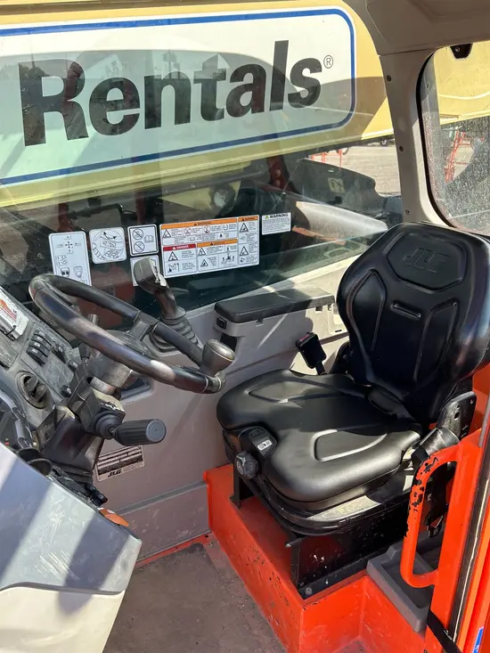 2018 JLG 742 Forklift