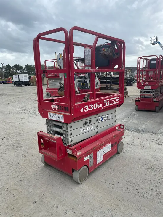 2018 MEC 1330SE Scissor Lift