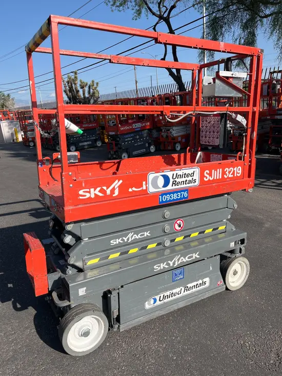 2019 Skyjack SJIII3219 Scissor Lift