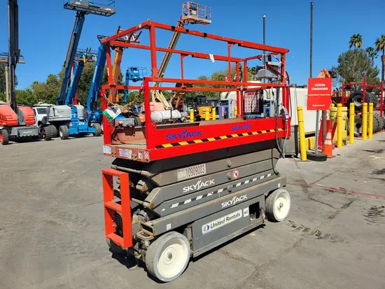 2019 Skyjack SJIII3226 Scissor Lift