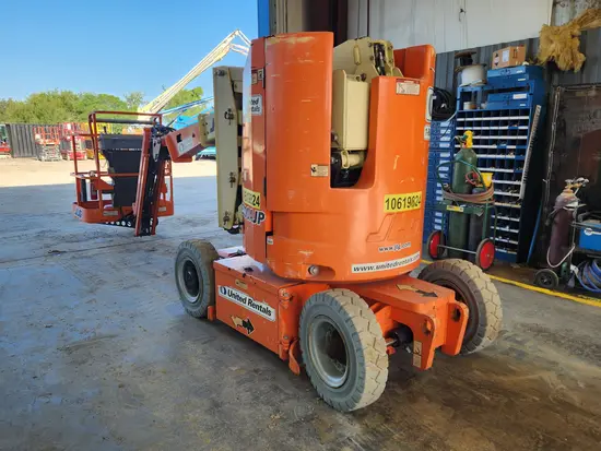 2017 JLG E300AJP Articulating Boom Lift