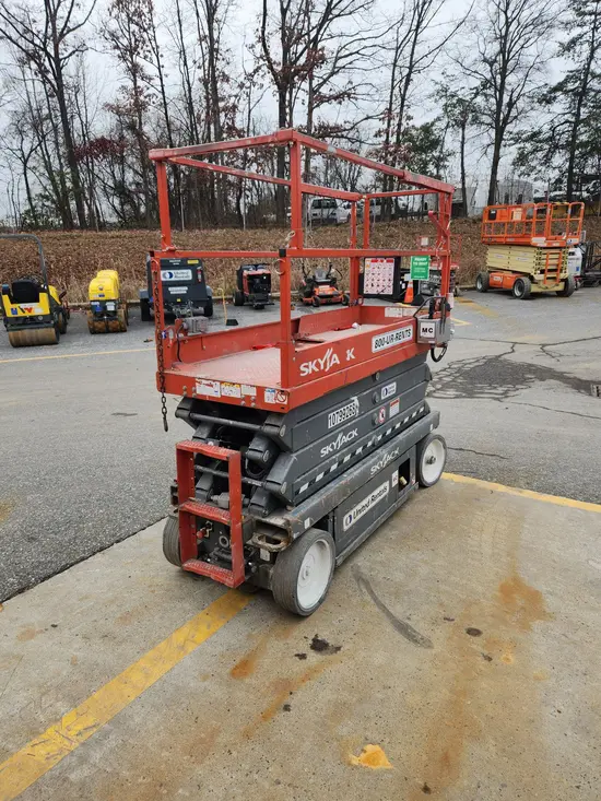 2018 Skyjack SJIII3226 Scissor Lift