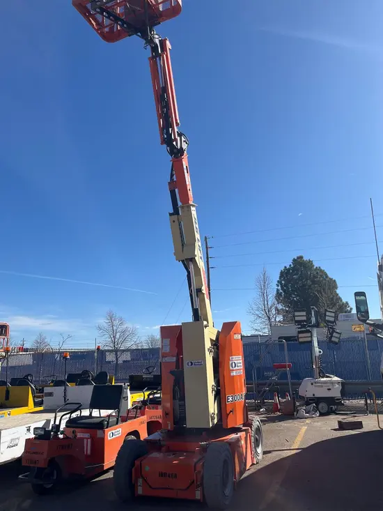 2016 JLG E300AJP Articulating Boom Lift