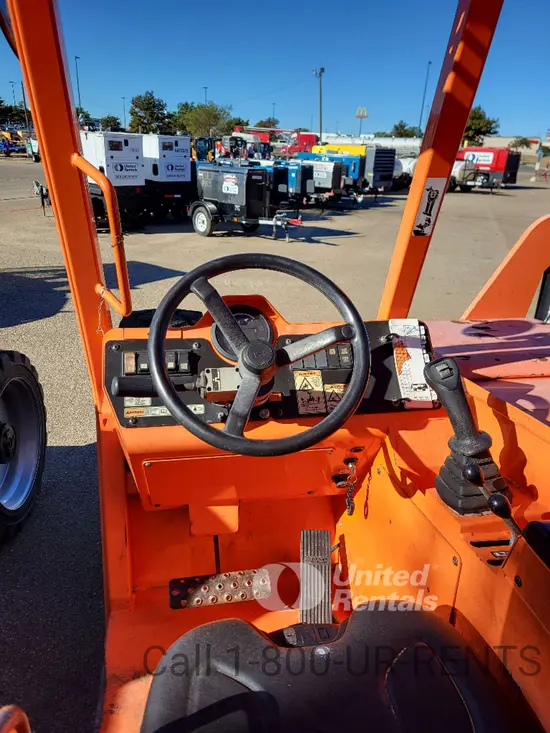 2018 SKYTRAK 8042 Forklift
