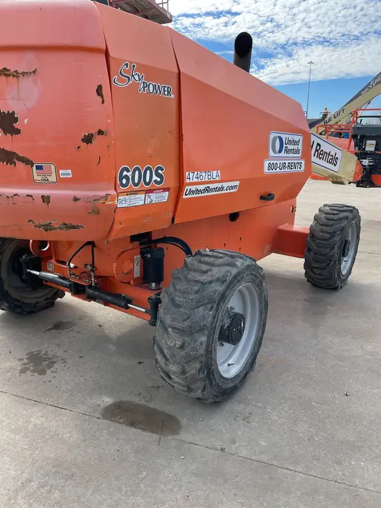 2017 JLG 600S Boom Lift