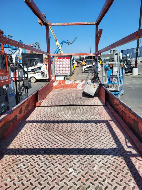 2017 Skyjack SJIII3226 Scissor Lift
