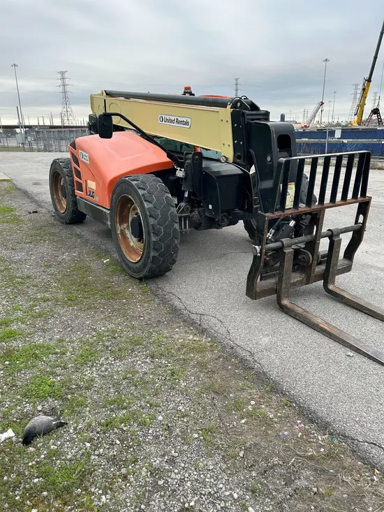 2018 JLG 742 Forklift
