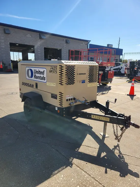 2021 Doosan P425/HP375WCUT4 Air Compressor