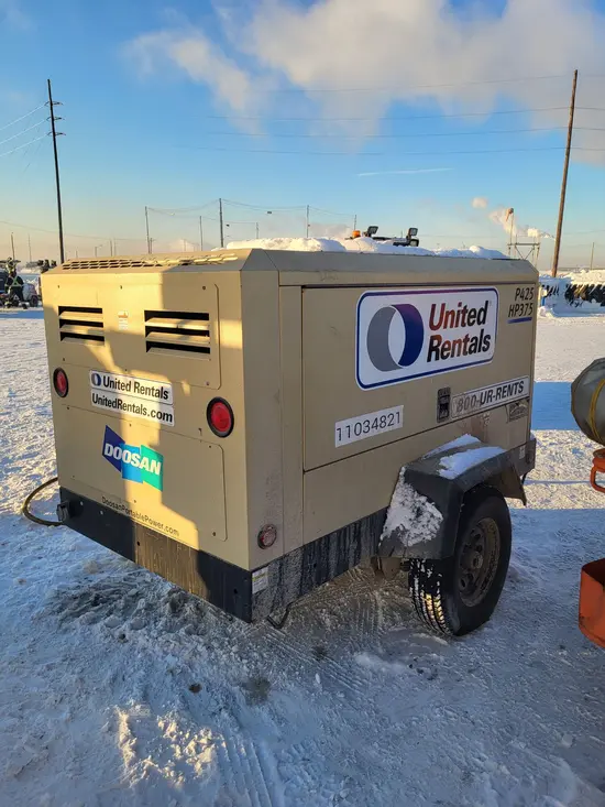 2020 Doosan P425/HP375EXT4I Air Compressor