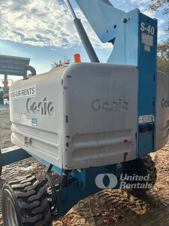 2017 Genie S-40 Boom Lift