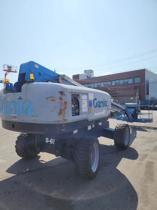 2015 Genie S-65 Boom Lift