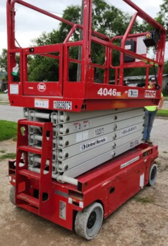 2018 MEC 4046SE Scissor Lift
