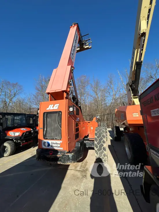 2018 SKYTRAK 8042 Forklift