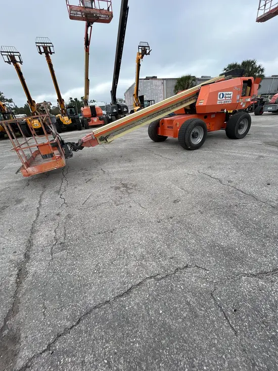 2017 JLG 600S Boom Lift