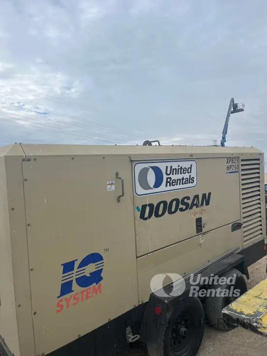 2020 Doosan XP825/HP750WCU Air Compressor